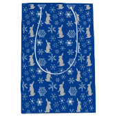 kerstblauw Snowflakes en Bunnies Medium Cadeauzakje (Voorkant)