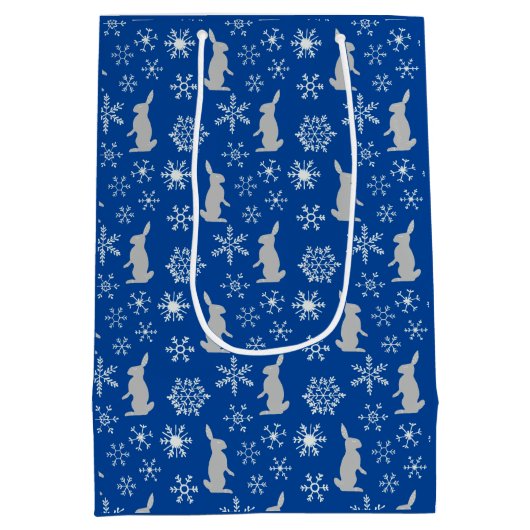 kerstblauw Snowflakes en Bunnies Medium Cadeauzakje (Achterkant)