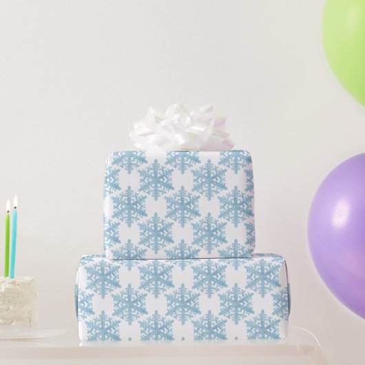 Kerstblauw Waterverf Snowflakes Patroon Cadeaupapier (Feestgeschenken)