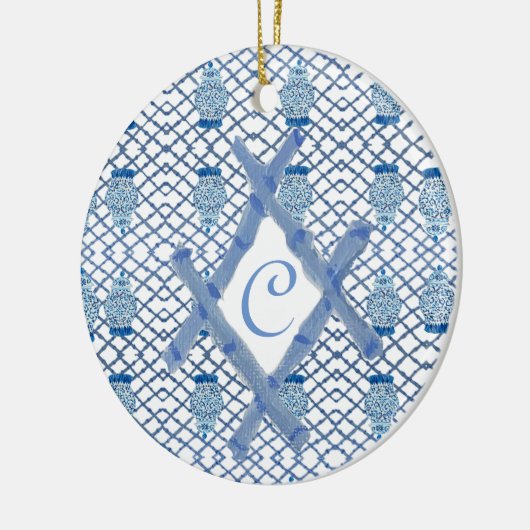 Kerstblauwe gember keramisch keramisch ornament (Links)