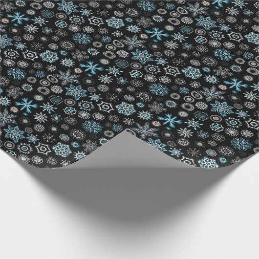 kerstblauwe sneeuwvlokken cadeaupapier (Hoek)