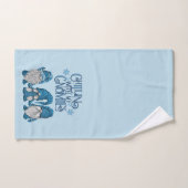 Kerstblauwe wintertrio-chillin met mijn gnomen handdoek (Handdoek)