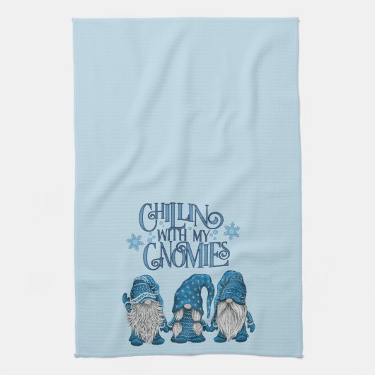 Kerstblauwe wintertrio-chillin met mijn gnomen theedoek (Verticaal)