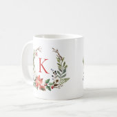 Kerstbloemen krans op maat monogram koffiemok (Voorkant links)