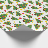 Kerstbomen en kleurrijke sterren Feestelijk Wit Cadeaupapier (Hoek)