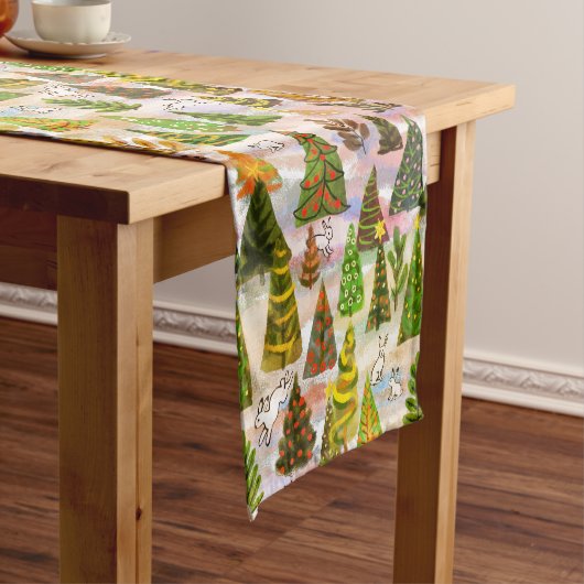 kerstbomen en sneeuwhazen korte tafelloper (Voorbeeld)