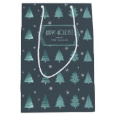 Kerstbomen en Snowflakes Patroon Blauwgroen ID863 Medium Cadeauzakje (Voorkant)