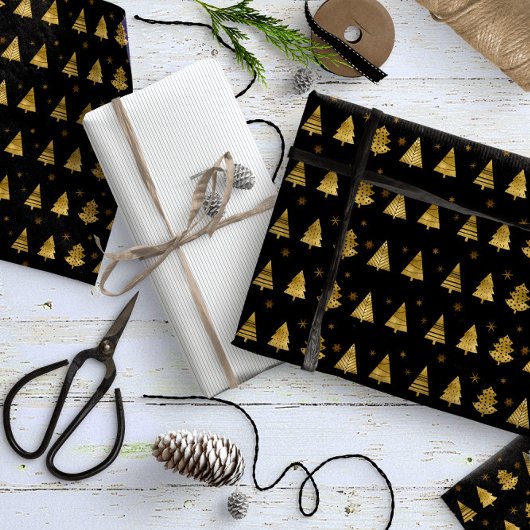 Kerstbomen en Snowflakes Pattern Gold ID863 Cadeaupapier
