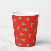 kerstbomen op rood papieren bekers (Voorkant)
