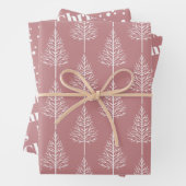 kerstbomen, polka-stippen stoffige roos vakantie inpakpapier vel (In situ)