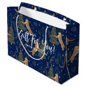 Kerstbomen & tijgers donkerblauwe achtergrond groot cadeauzakje (Achterkant Gekanteld)