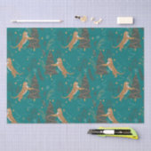 Kerstbomen & tijgers patroon op turquoise tissuepapier (Craft)