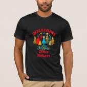 Kerstbomen versierd familienaam bewerkbaar t-shirt (Voorkant)