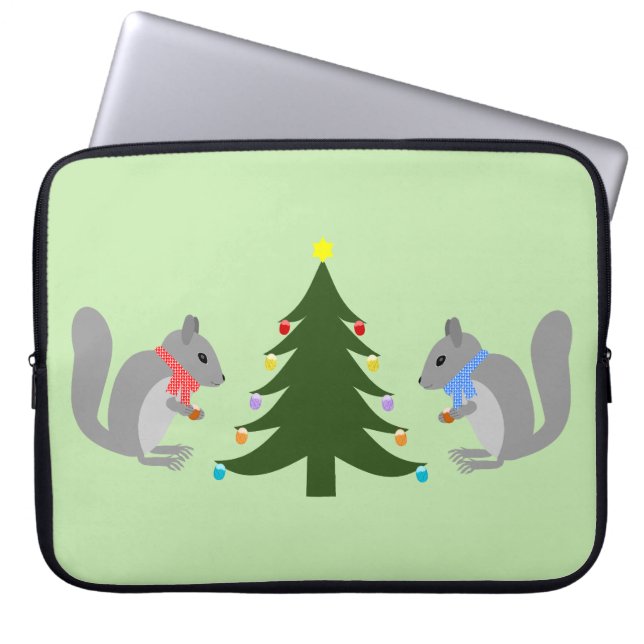 Kerstboom decoreren eekhoorns laptop sleeve (Voorkant)