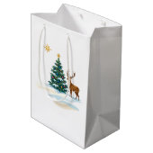 Kerstboom en rendier in de sneeuw medium cadeauzakje (Achterkant Gekanteld)