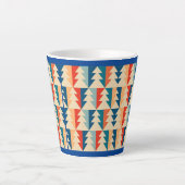 Kerstboom funky retro jaren '70 ontwerp latte mok (Voorkant)