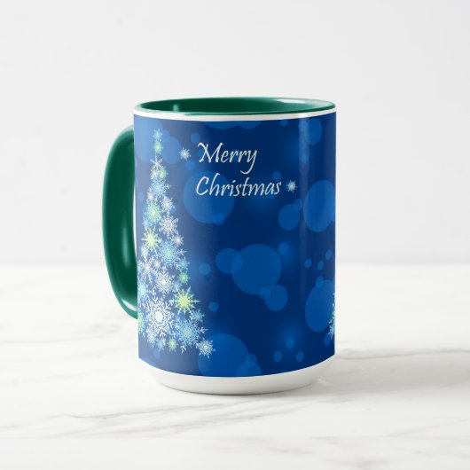 Kerstboom gemaakt van sneeuwvlokken. mok (Voorkant links)