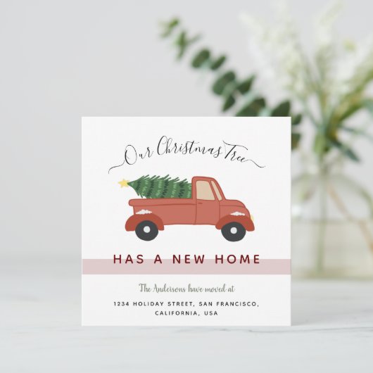 Kerstboom in Red Car Moving Holiday Aankondiging (Staand voorkant)