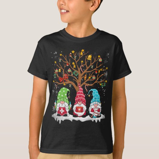 Kerstboom kabouters verpleegster Kerstmis kabouter T-shirt (Voorkant)