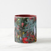 Kerstboom met gouden, rode speelgoed. mok (Midden)