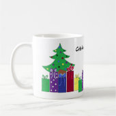 Kerstboom met ingepakte cadeaus koffiemok (Links)