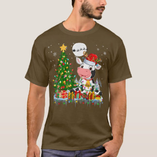 Kerstboom met kerstboomverlichting voor Koe van Sa T-shirt