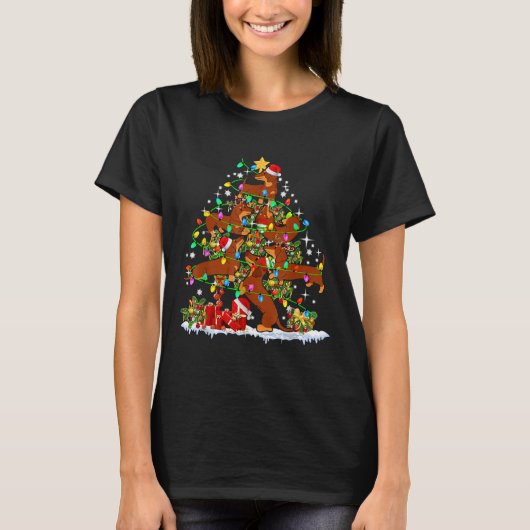 kerstboom met kerstmis in Santa Elf Reindeer Dachs T-shirt (Voorkant)