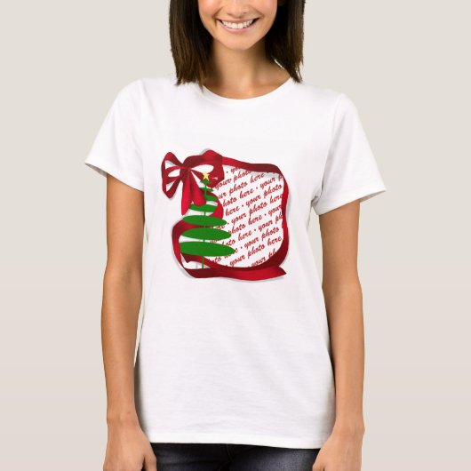 Kerstboom met Red Ribbon-foto-Lijst T-shirt (Voorkant)