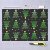 Kerstboom met sterren op zwart tissuepapier (Craft)