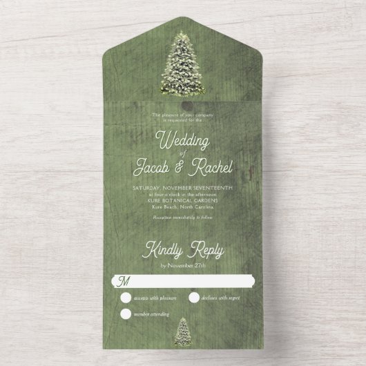 Kerstboom op Groen Hout Rustieke Bruiloft All In One Uitnodiging (Binnen)