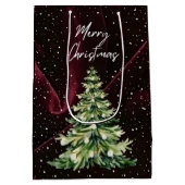 Kerstboom op rode fluwelen achtergrond medium cadeauzakje (Achterkant)
