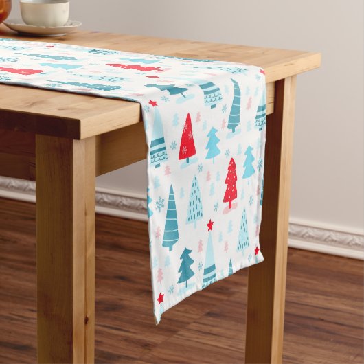 Kerstboom Patroon Blauw Rood Wit Nordic Korte Tafelloper (Voorbeeld)