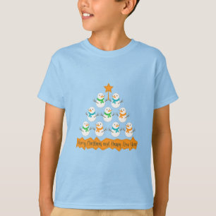Kerstboom piramide gemaakt van Kerstmis sneeuwpopp T-shirt