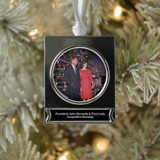 Kerstboom President John Kennedy & Jacqueline Verzilverd Banner Ornament (Boom)