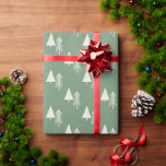 Kerstboom Sage Green Cadeaupapier<br><div class="desc">Breng een vleugje rust en elegantie aan uw vakantiefeesten met ons 'Christmas Tree Sage Green'-ontwerp. Met prachtig gestileerde salie groene kerstbomen, belichaamt dit ontwerp een moderne maar klassieke vakantie esthetiek. Perfect voor het inpakken van papier, interieur of feestelijke geschenken, het voegt een rustgevende en verfijnde sfeer toe aan elke kerstsetting,...</div>