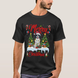 Kerstboom Verlichting Santa Hat Amerikaanse Akita T-shirt