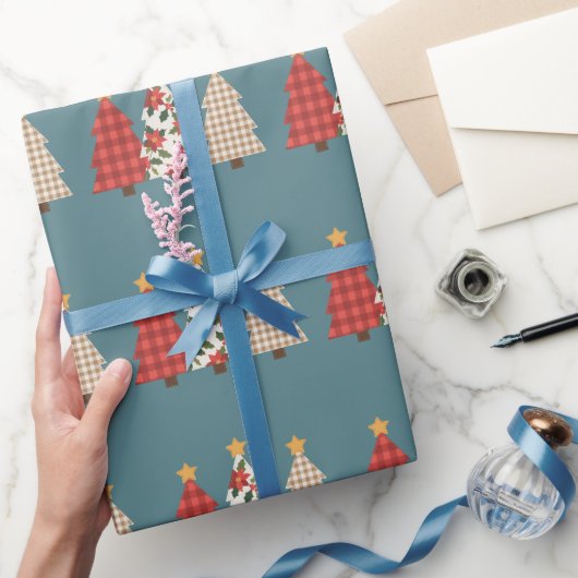 Kerstboom Vintage Patchwork Rood Geruit Vakantie Cadeaupapier (Geschenken)