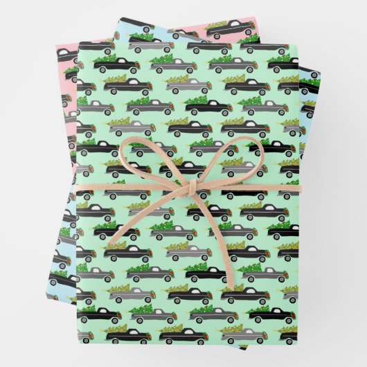 kerstboombomen met grote pasteivariëteit inpakpapier vel (In situ)