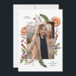 kerstboomfotofeestkaart feestdagenkaart<br><div class="desc">Robuuste vakantiekaart met de waterverf van winterplantaardige stoffen,  met inbegrip van sinaasappels,  kaneelstokjes,  pijnboomvertakking,  mistletoe,  bessen,  enz.</div>