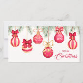 Kerstboomornamenten van rood goud feestdagenkaart (Voorkant)