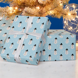 kerstboompatroon in lichtblauw cadeaupapier