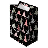 kerstboomroze en groen met zwarte achtergrond medium cadeauzakje (Achterkant Gekanteld)