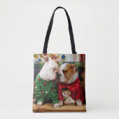 Kerstbulledogs in Sweaters Tote Bag (Voorkant)