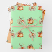 Kerstcadeau en herten inpakpapier vel (In situ)