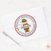 Kerstcadeau geïnspecteerd door de kerstman Elf Ronde Sticker (Envelop)