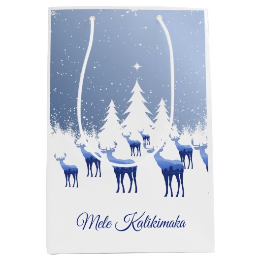 Kerstcadeau Tas Blue Deer Mele Kalikimaka Medium Cadeauzakje (Voorkant)