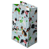 kerstcadeau van Shepherd Small Gift Bag Klein Cadeauzakje (Achterkant Gekanteld)
