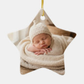 Kerstcadeau voor baby met eigen naam keramisch ornament (Achterkant)