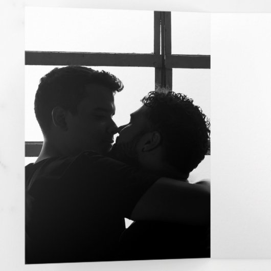 kerstcadeauhond en boom op maat drieluik wenskaart (Binnenzijde eerst)