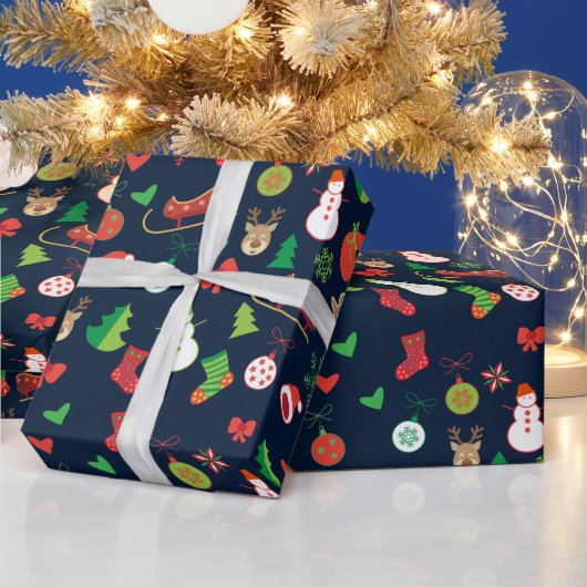 Kerstcadeaupapier met kerstfiguren cadeaupapier (Feestdagen)